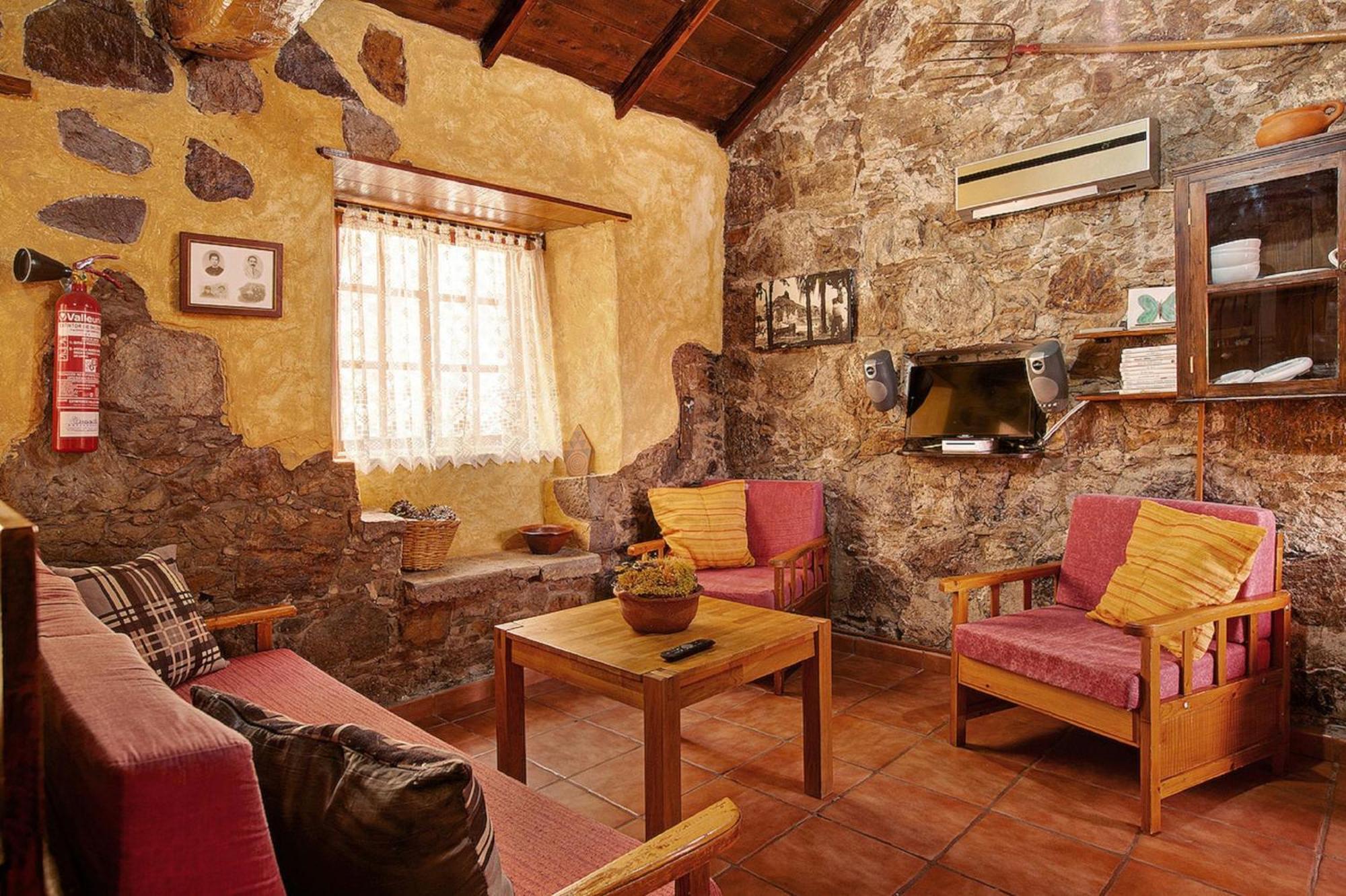 Rural House Pepita Flores 2 Nights * Las Palmas de Gran Canaria